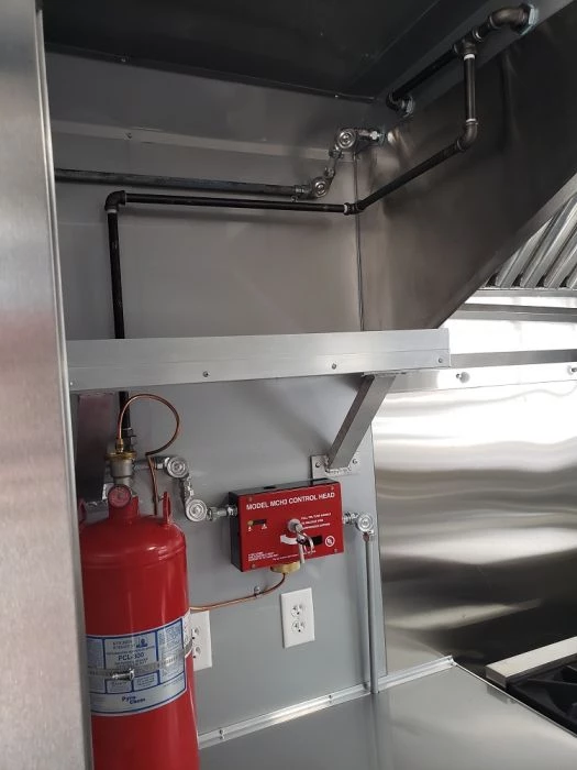 8.5' x 18' White Concession Food Trailer with Restroom 4 8.5' x 18' White Concession Food Trailer with Restroom - Image 4