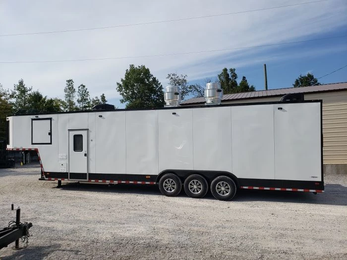 8.5' x 40' White Gooseneck Concession Food Trailer 24 8.5' x 40' White Gooseneck Concession Food Trailer - Image 24