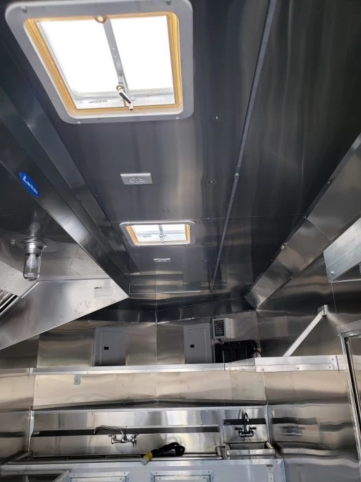 8.5' x 32' White Vending Concession Food Trailer 24 8.5' x 32' White Vending Concession Food Trailer - Image 24