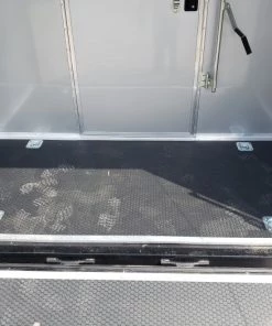 8.5' x 20' Victory Red Office Trailer