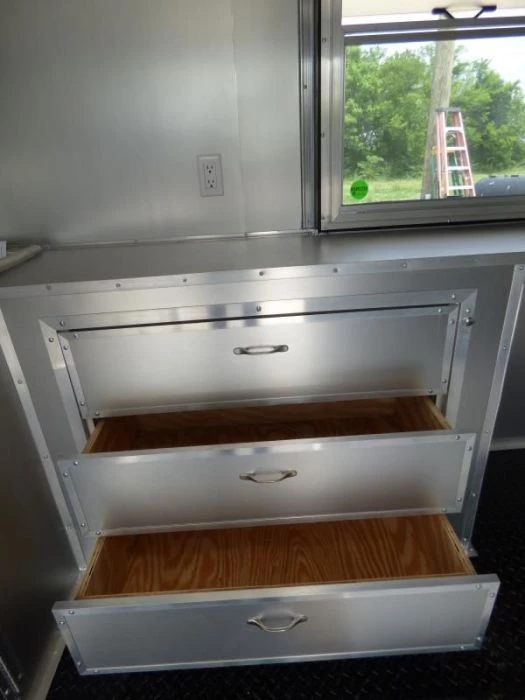 Concession Trailer 8.5'X20' Black - Event Enclosed Food Kitchen 15 Concession Trailer 8.5'X20' Black - Event Enclosed Food Kitchen - Image 15