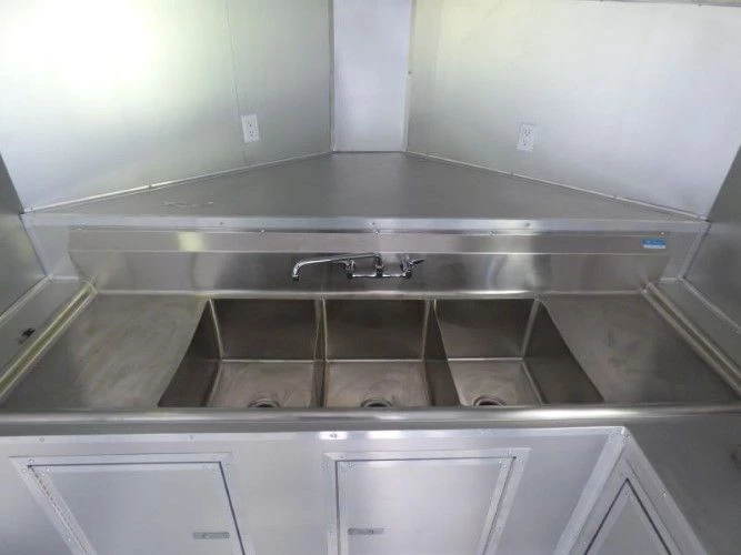 8.5' x 20' Black Catering Event Concession Food Trailer 6 8.5' x 20' Black Catering Event Concession Food Trailer - Image 6