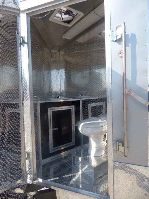 8.5' x 20' Concession Food Trailer Silver Frost Catering Event 20 8.5' x 20' Concession Food Trailer Silver Frost Catering Event - Image 20