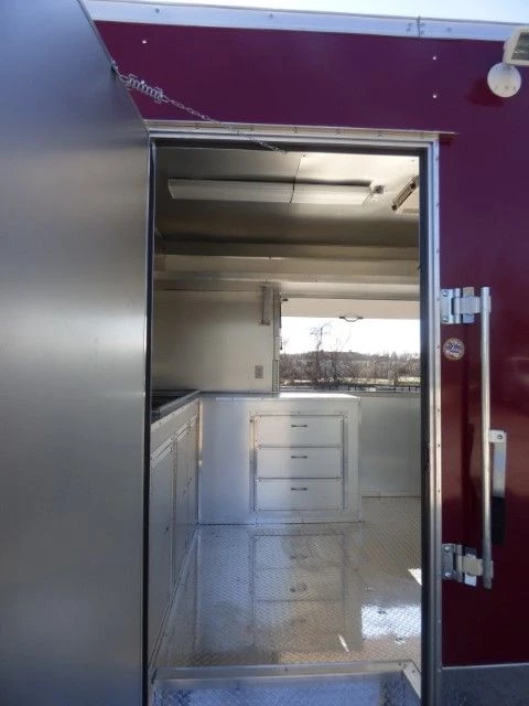 Concession Trailer 8.5' X 30' Brandywine - Food Event Catering 28 Concession Trailer 8.5' X 30' Brandywine - Food Event Catering - Image 28