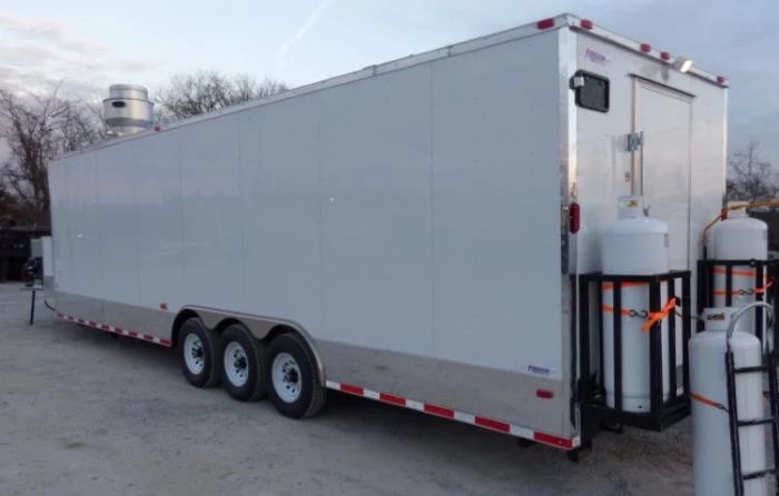 Concession Trailer 8.5' X 30' White - Food Event Catering 11 Concession Trailer 8.5' X 30' White - Food Event Catering - Image 11