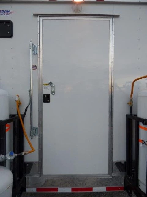 Concession Trailer 8.5' X 30' White - Food Event Catering 38 Concession Trailer 8.5' X 30' White - Food Event Catering - Image 38