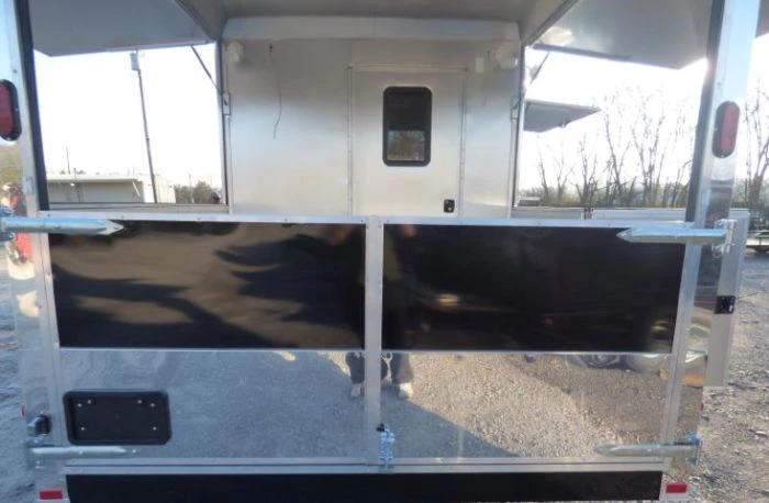 Concession Trailer 8.5' X 20' Black - BBQ Event Catering 6 Concession Trailer 8.5' X 20' Black - BBQ Event Catering - Image 6