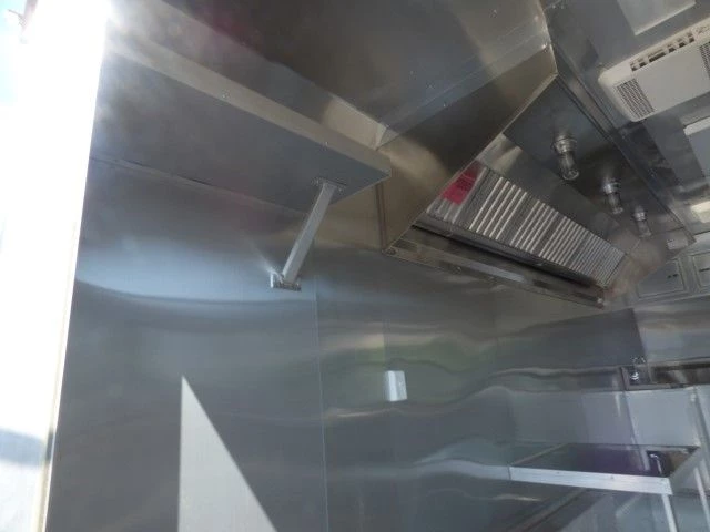 Concession Trailer 8.5' X 20' Silver - Food Event Catering 19 Concession Trailer 8.5' X 20' Silver - Food Event Catering - Image 19