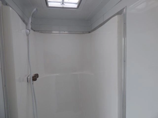 Concession Trailer 8.5 X 24 White Shower Trailer 23 Concession Trailer 8.5 X 24 White Shower Trailer - Image 23