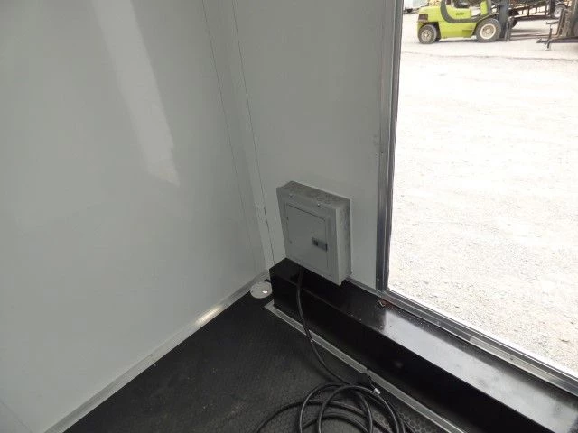 Concession Trailer 8.5 X 24 White Shower Trailer 50 Concession Trailer 8.5 X 24 White Shower Trailer - Image 50