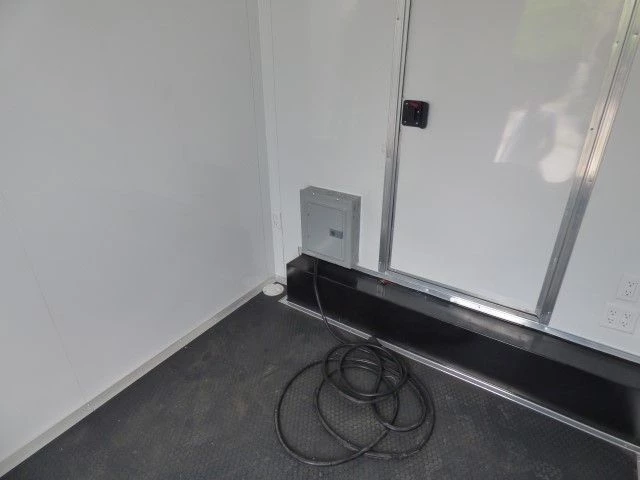 Concession Trailer 8.5 X 24 White Shower Trailer 35 Concession Trailer 8.5 X 24 White Shower Trailer - Image 35