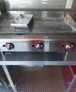 8.5' x 16' Concession Trailer Red Food With Appliances -Cheap Concession Trailers Shop p1160368 1