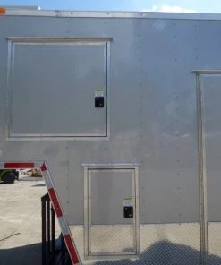 8.5' x 49' Silver Frost Concession Food Gooseneck Trailer 90 8.5' x 49' Silver Frost Concession Food Gooseneck Trailer -Cheap Concession Trailers Shop p1160690