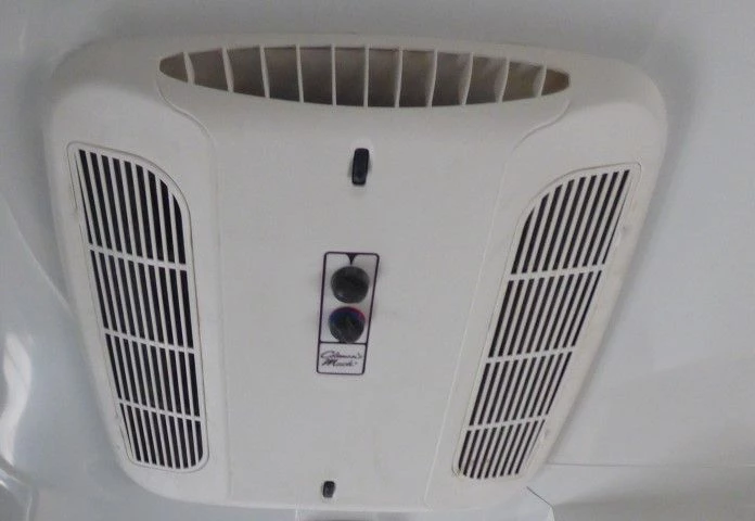 8.5' x 26' White Catering Event Concession Food Trailer 31 8.5' x 26' White Catering Event Concession Food Trailer - Image 31