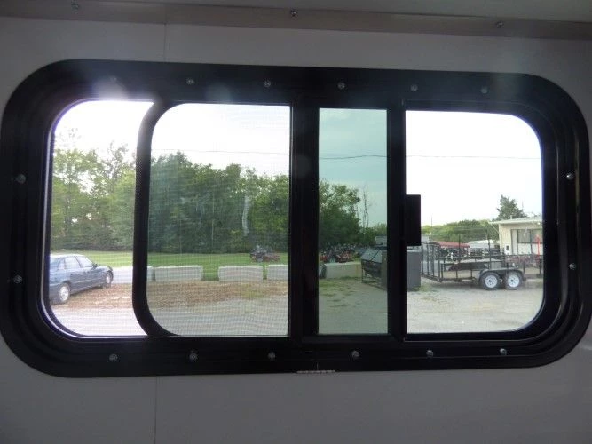 8.5' x 26' Concession Food Trailer White With Appliances 3 8.5' x 26' Concession Food Trailer White With Appliances - Image 3