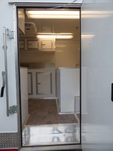 8.5' x 30' White Food Event Catering Concession Food Trailer 68 8.5' x 30' White Food Event Catering Concession Food Trailer - Image 68