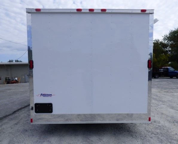 8.5' x 18' White Event Catering Concession Food Trailer 18 8.5' x 18' White Event Catering Concession Food Trailer - Image 18