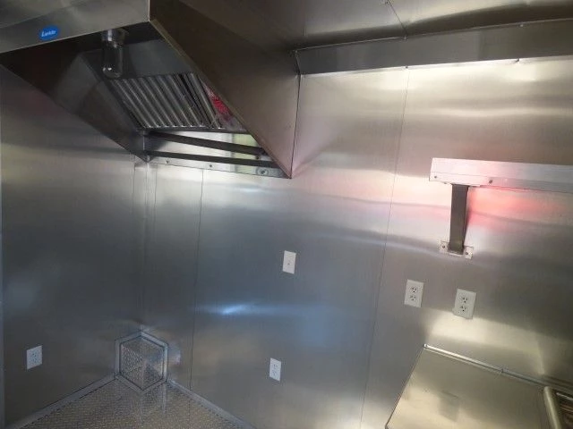 8.5' X 20' Red BBQ Event Catering Concession Food Trailer 29 8.5' X 20' Red BBQ Event Catering Concession Food Trailer - Image 29