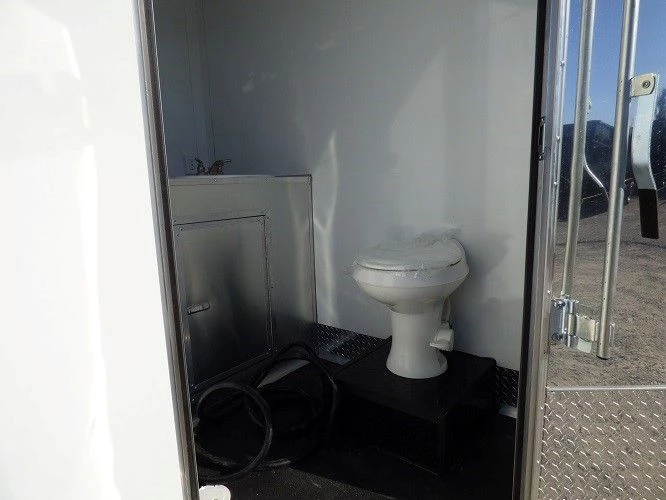 8.5' x 24' Concession Food Trailer Silver Frost BBQ Event Catering 5 8.5' x 24' Concession Food Trailer Silver Frost BBQ Event Catering - Image 5