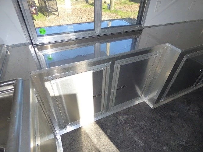 8.5' x 24' Concession Food Trailer Silver Frost BBQ Event Catering 10 8.5' x 24' Concession Food Trailer Silver Frost BBQ Event Catering - Image 10