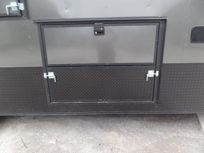 8.5' x 24' Black Catering Event Concession Food Trailer 21 8.5' x 24' Black Catering Event Concession Food Trailer - Image 21