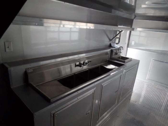 8.5' x 24' Concession Food Trailer Emerald Green 22 8.5' x 24' Concession Food Trailer Emerald Green - Image 22