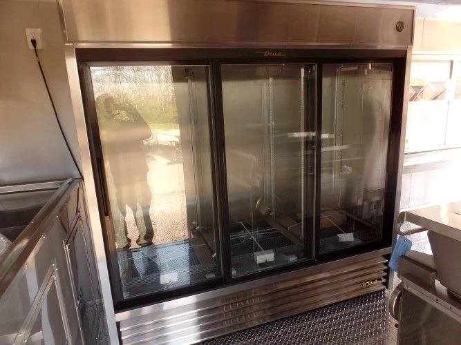 8.5' x 20' Concession Food Trailer Silver Frost With Appliances 23 8.5' x 20' Concession Food Trailer Silver Frost With Appliances - Image 23