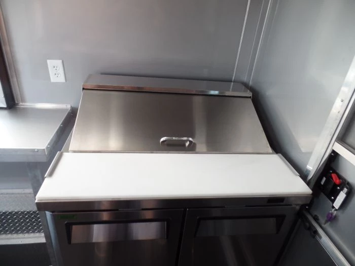 8.5' x 16' Food Event Concession Emerald Green Trailer With Appliances 30 8.5' x 16' Food Event Concession Emerald Green Trailer With Appliances - Image 30